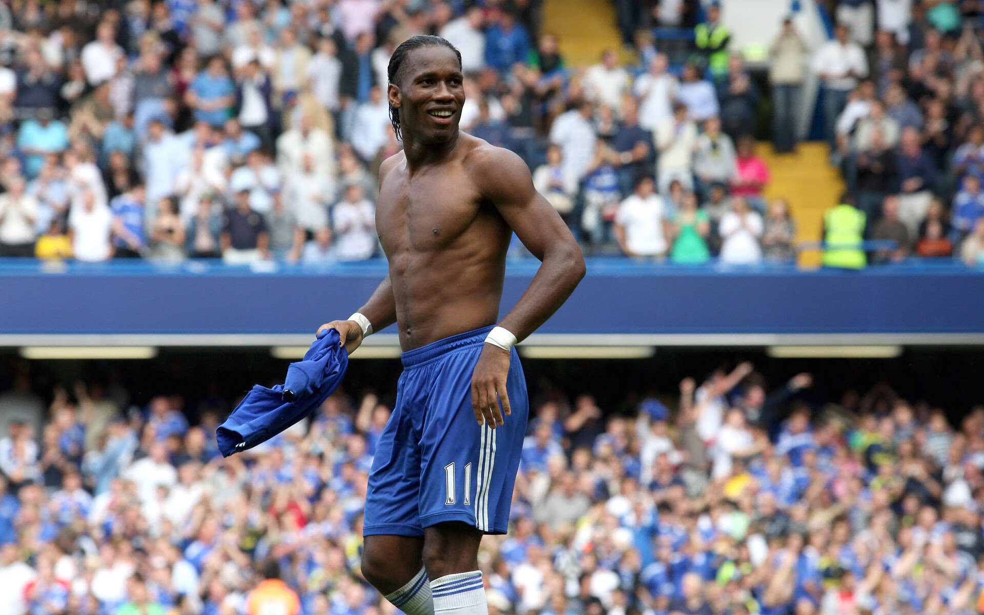 开云体育APP下载-从罪人到英雄，马克西的救赎之剑，刺穿德甲争冠之夜的天幕